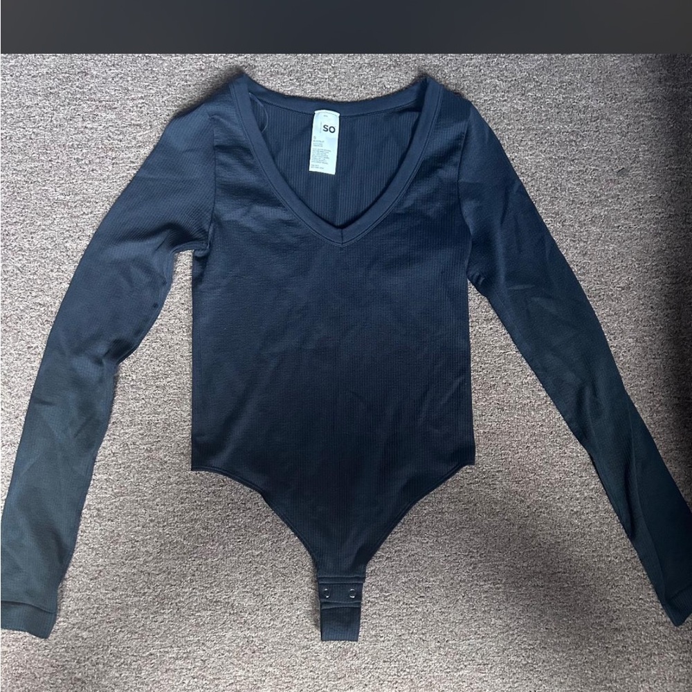 SO Black Ribbed V-Neck Bodysuit